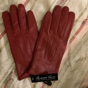 Napa Leather Giovanni Vecci Lined in Black Gloves M/L